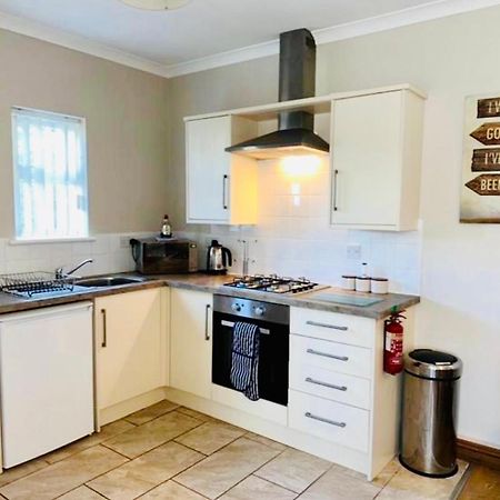 Willow Cottage With Hot Tub Strensall Экстерьер фото